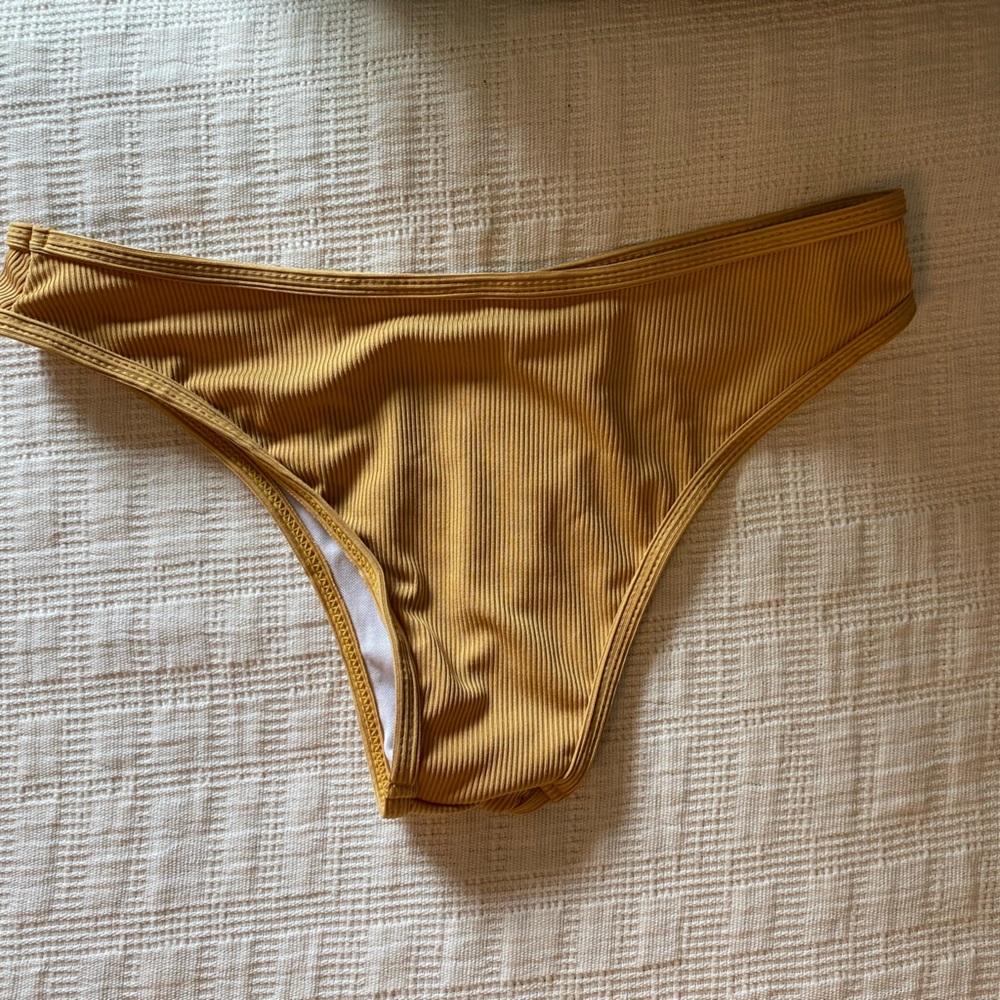 SHEIN Bikini Set - Picture 6 of 8